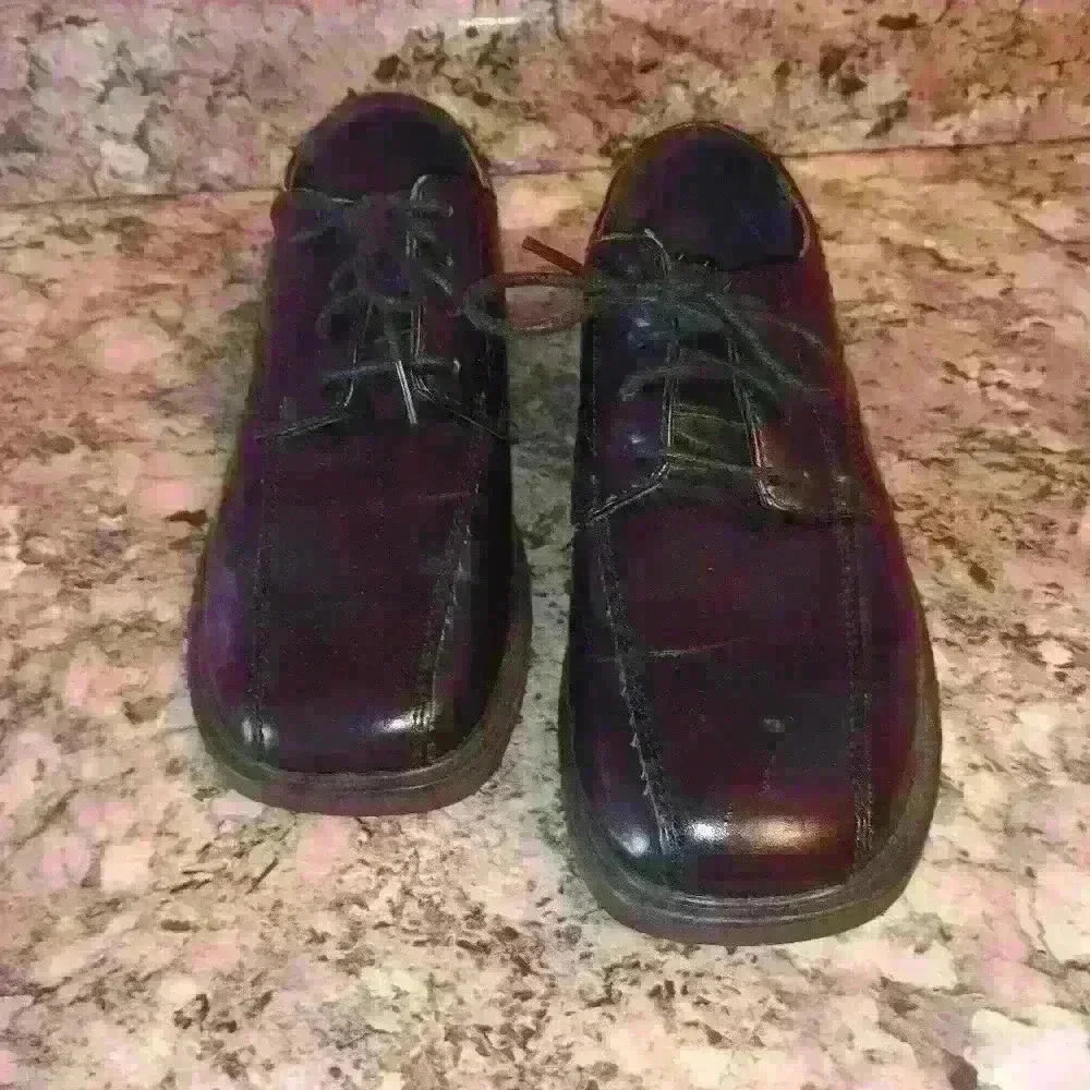 Deerstags boys dress shoes Black.slip.on. 3wide Boys